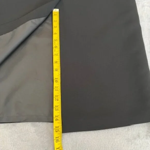 Liz Claiborne Women's Maxi Black Skirt Lined With Slit In Back 12 NWT - Picture 8 of 14